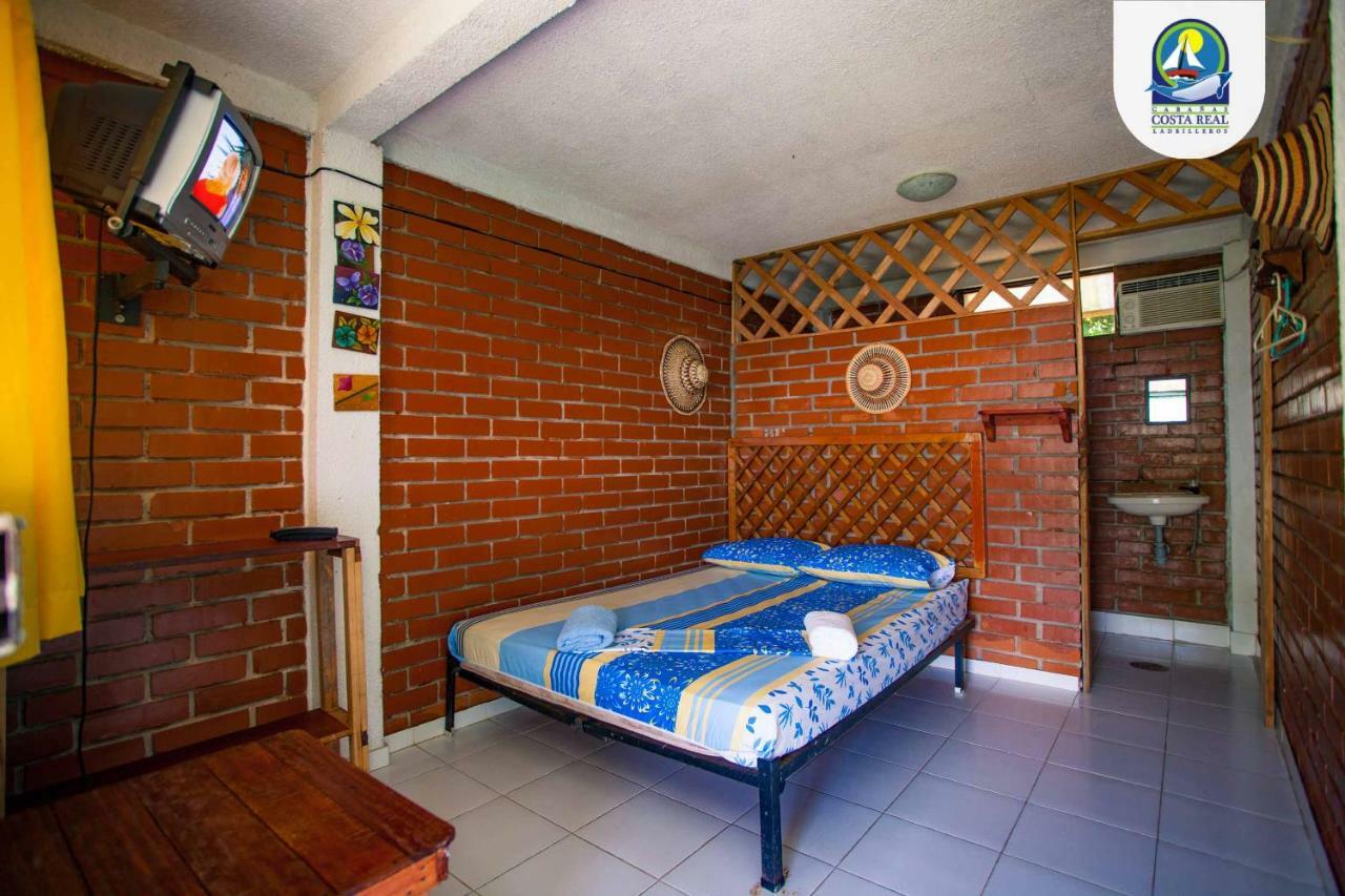 Hotel Costa Real Playa Ladrilleros 外观 照片